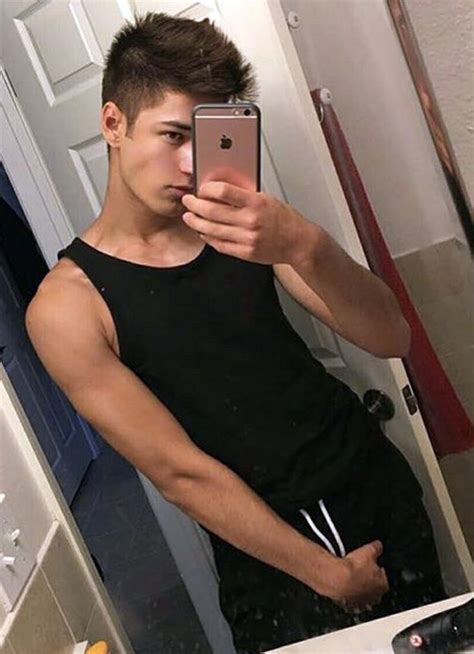 guys nude selfie|Gay Selfies Porn Pics & Naked Photos .